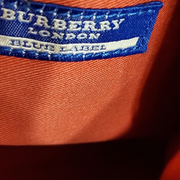 Burberry Tote. Blue Label. Red/Cream Novacheck Pattern. - Picture 2 of 12